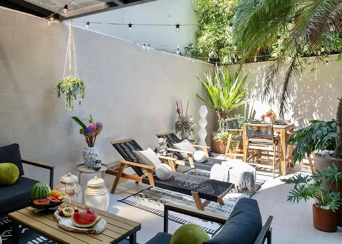 Hot Spot 2 Big Terraces High Speed Wi-fi Fully Equipped Apartment